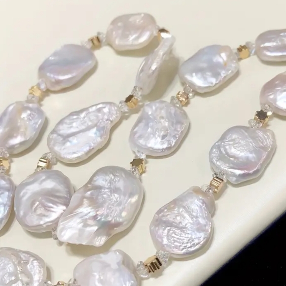 Natural Baroque White Freshwater Pearl Adjustable Necklace. - Picture 3 of 5